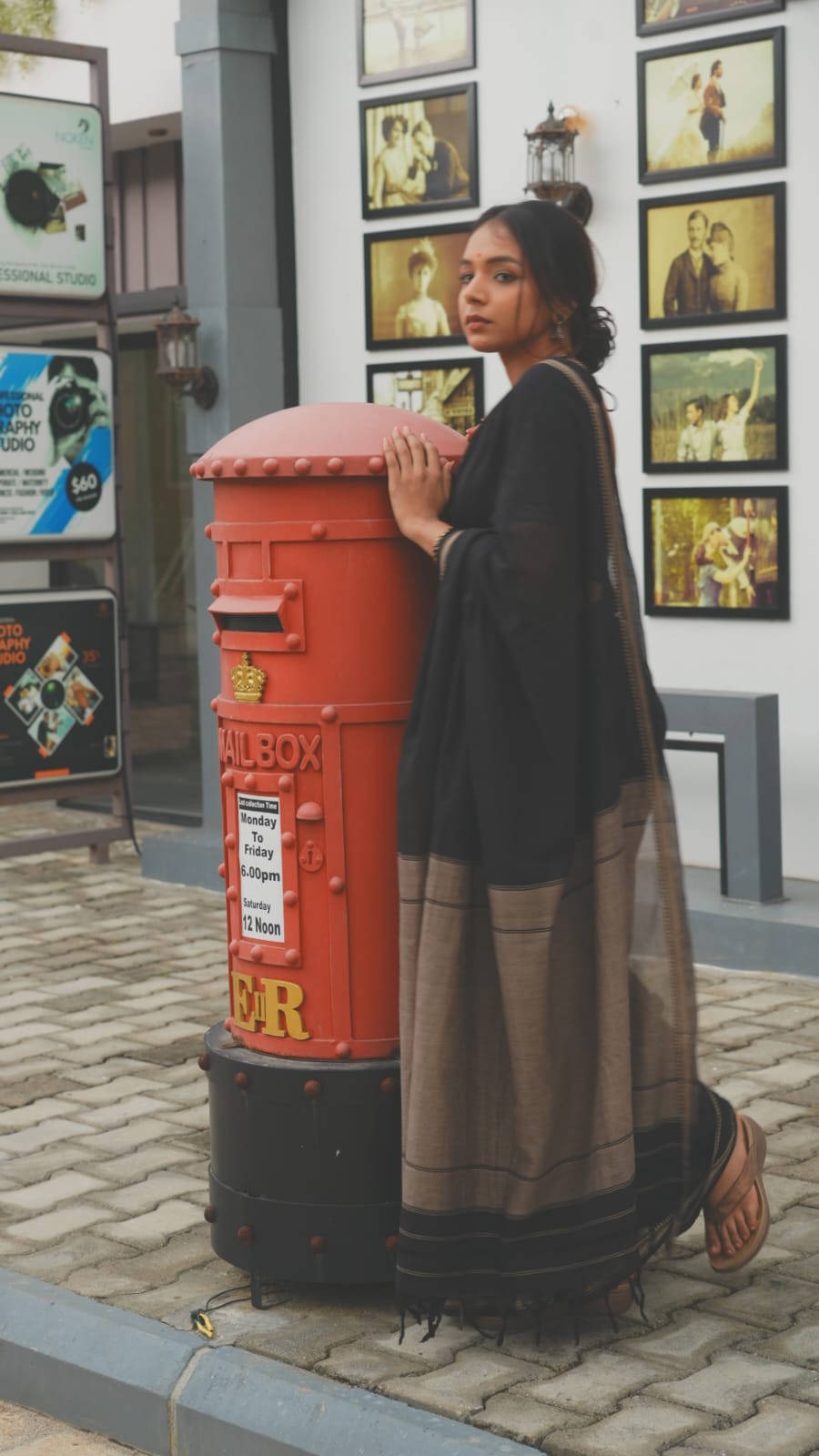 elegant-in-black (4)